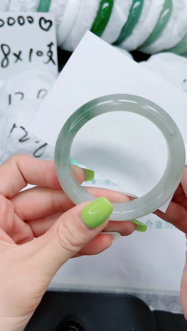 石英质玉手镯未镶嵌697/52