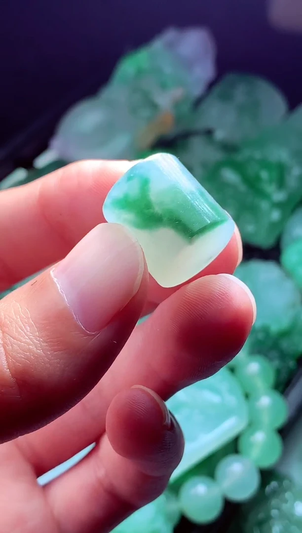 未镶嵌定制翡翠彬*#翡翠毛货定制