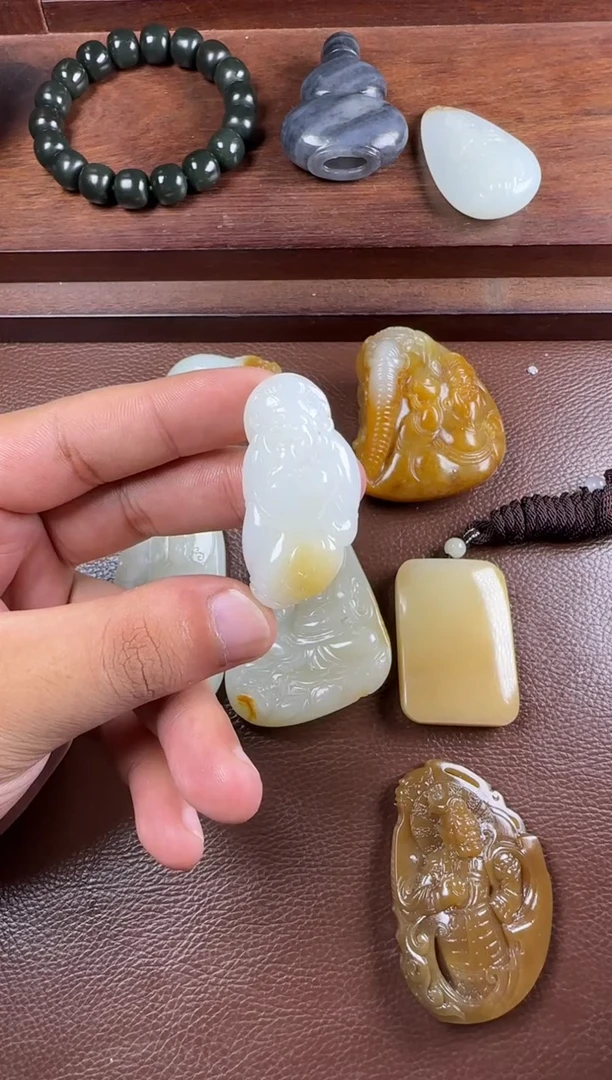 未镶嵌和田玉挂件挂件