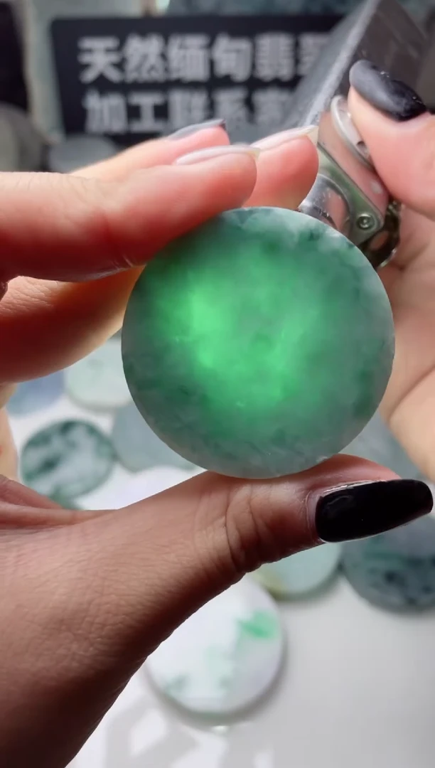 【闪购商品】翡翠颈饰未镶嵌3902........