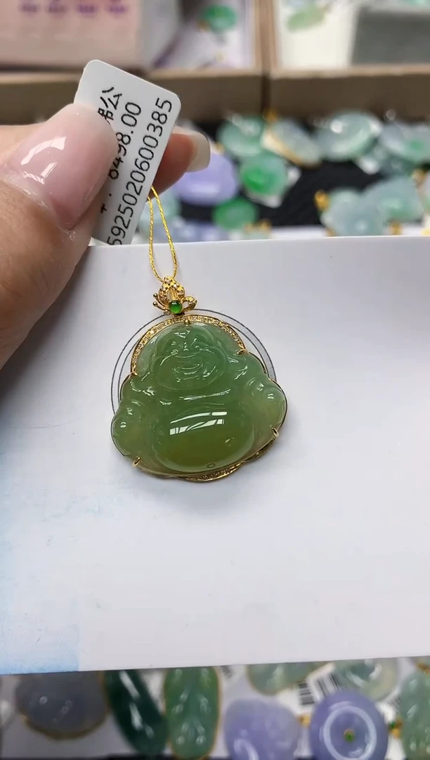 颈饰18K金镶嵌翡翠11111111111