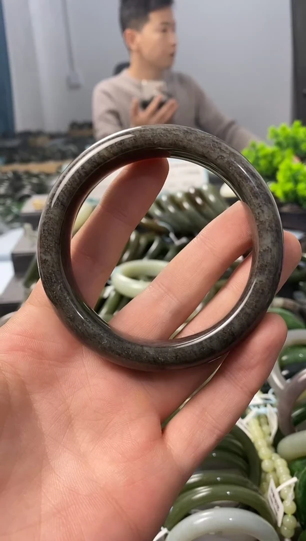 未镶嵌手镯和田玉61（15.8）