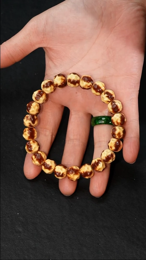 手串紫金鼠朱****、无相单圈