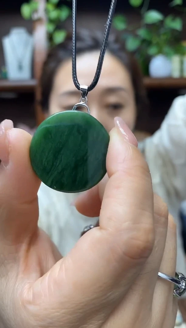 颈饰未镶嵌和田玉小的多样性发货其中发一皮绳