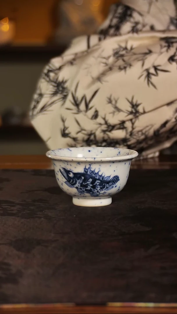 唐语撒蓝鳜鱼小压手杯