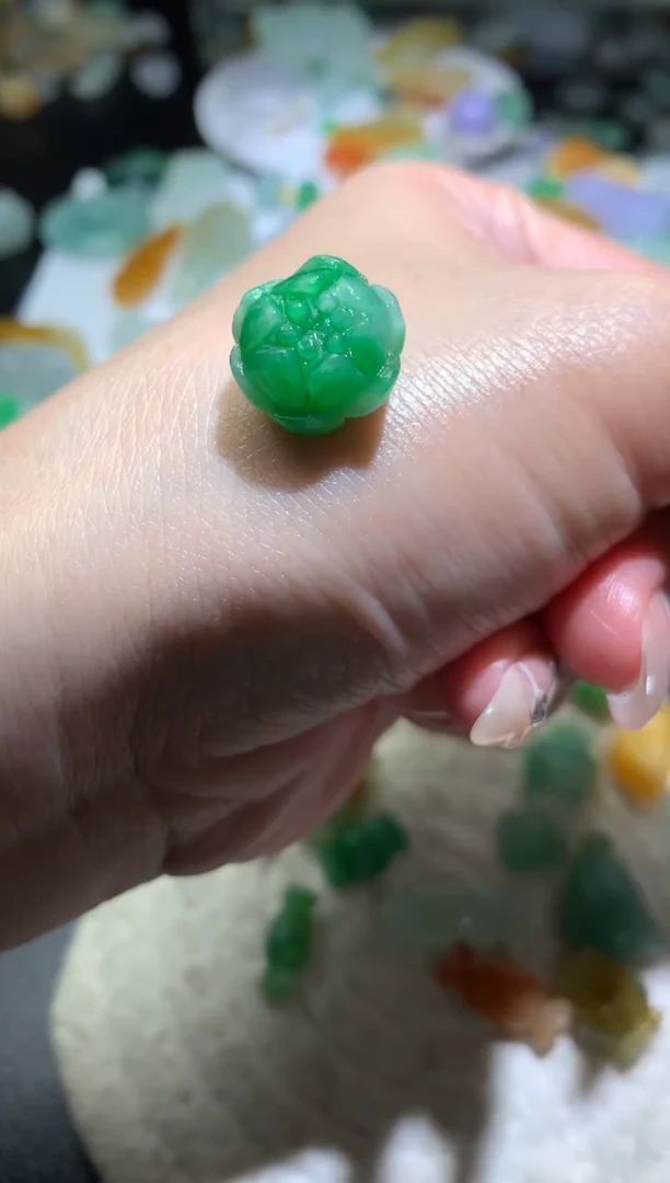 定制翡翠未镶嵌毛货