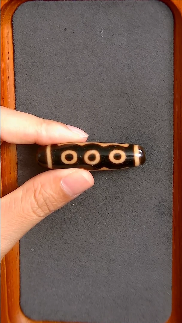 未镶嵌玛瑙/玉髓珠宝半成品上肯全手工五眼天珠13*50