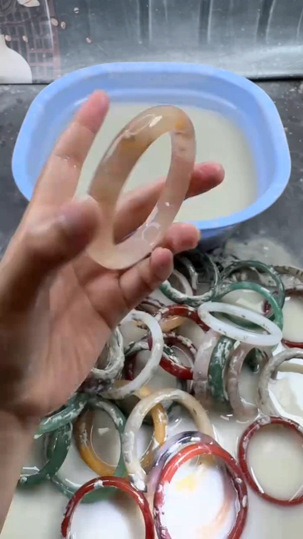 玛瑙/玉髓手镯未镶嵌38