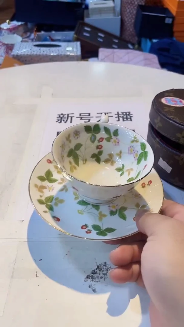 杯鸿辉家品牌瓷器，京东包邮！