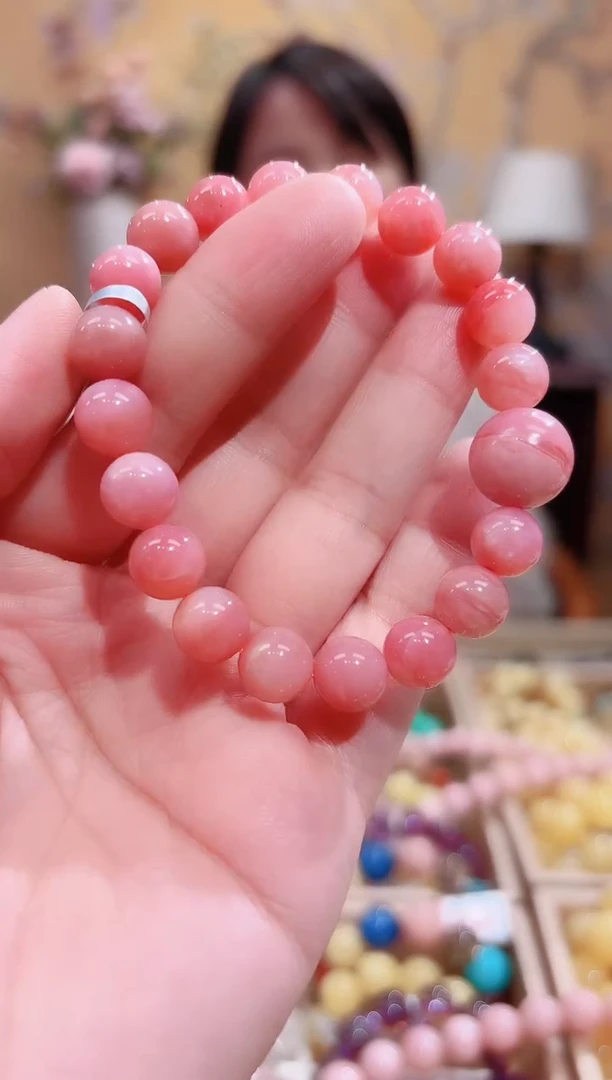 未镶嵌蛋白石手链9.5咪天然粉澳宝，蜜桃粉，浓粉色，天然晶体结构