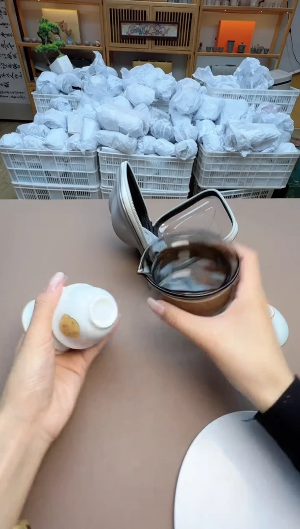 【闪购商品】摆件瓷制品S1111111111111