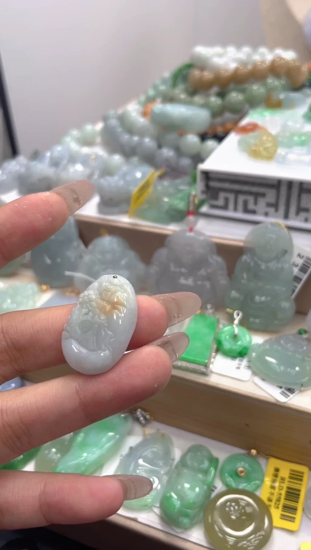 颈饰未镶嵌翡翠142多样性发货