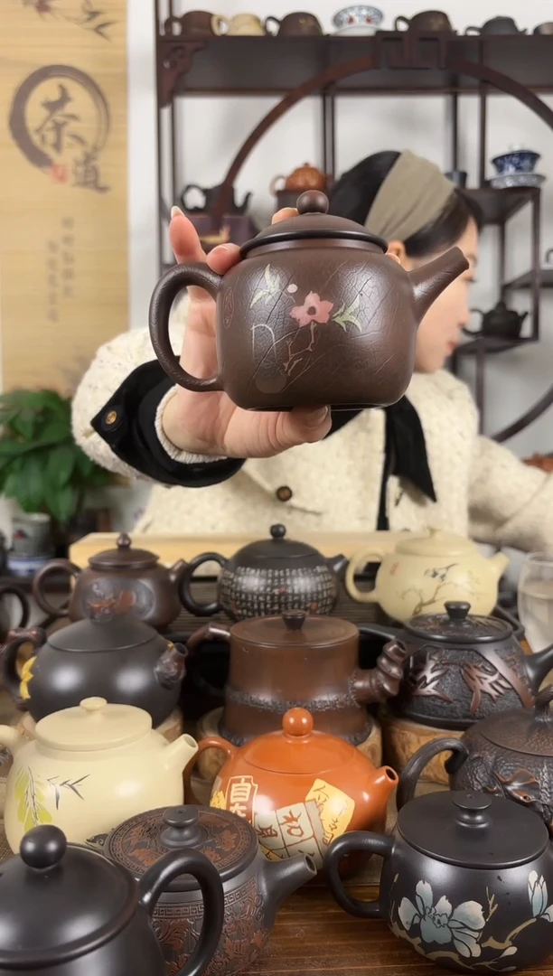 云南建水紫陶茶壶220CC左右