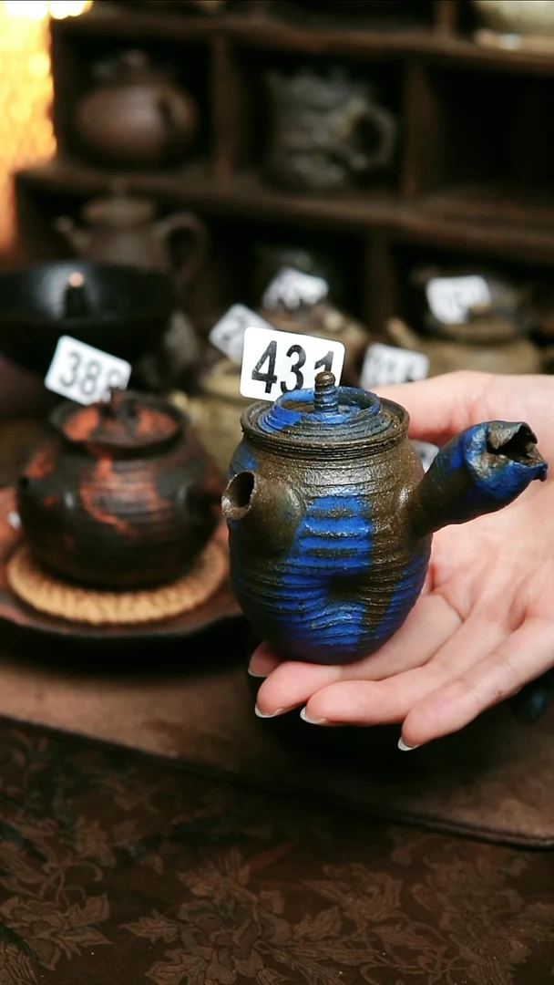 紫砂全手工侧把茶壶100毫升