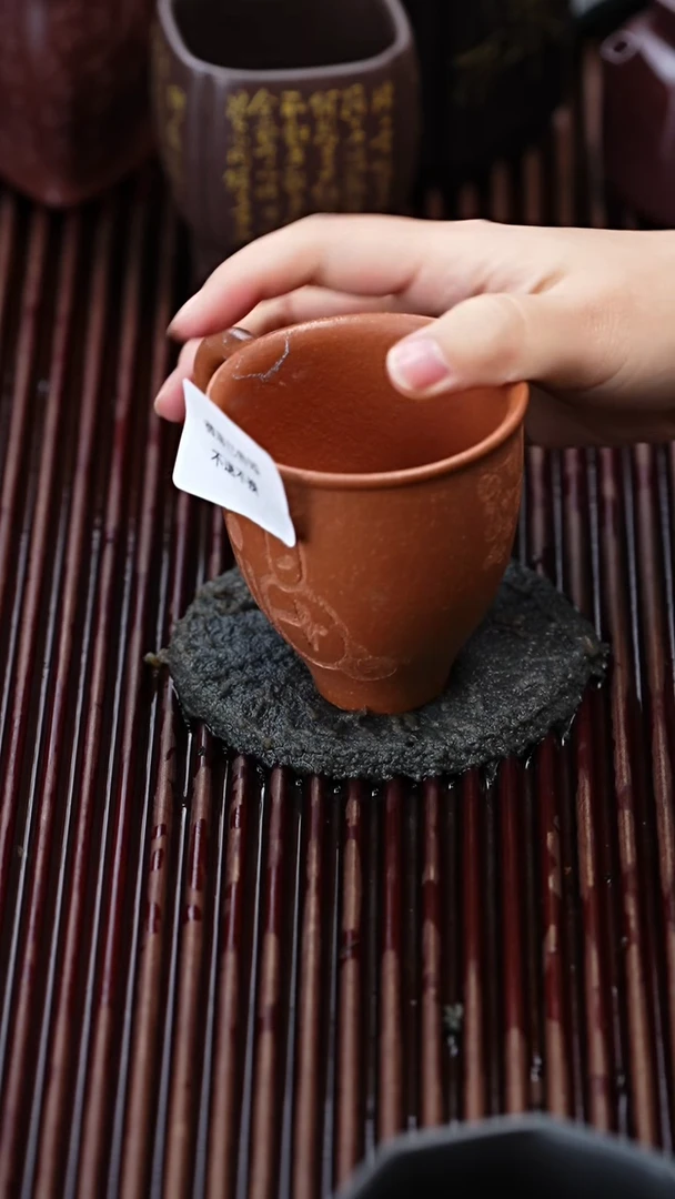 茶杯紫砂微瑕紫砂福手把老段