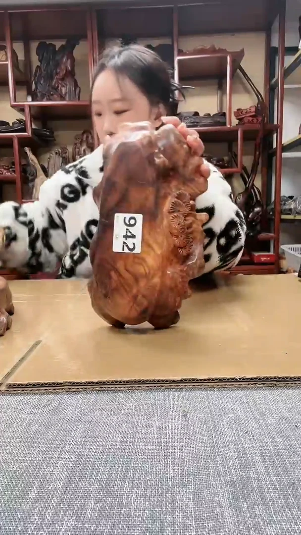 【闪购商品】贡木 红木底座工艺品收藏