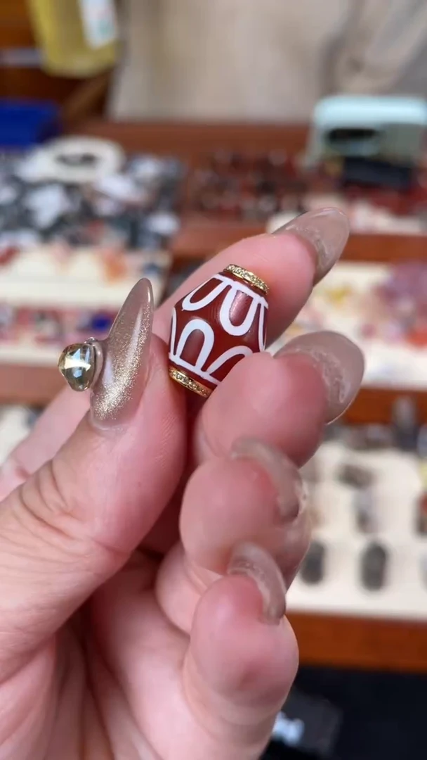 玛瑙/玉髓颈饰未镶嵌5莲花珠