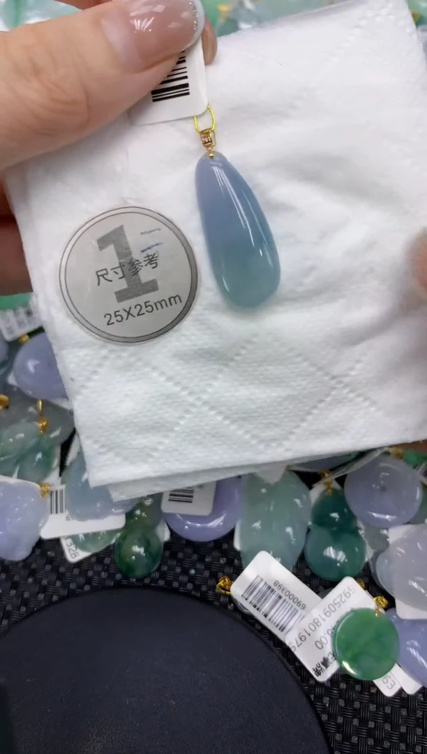 颈饰18K金镶嵌翡翠11111111