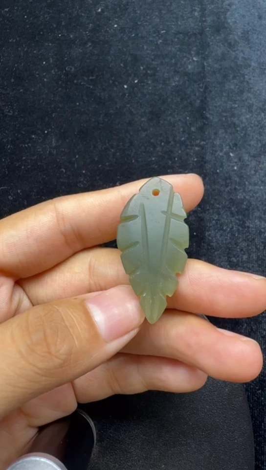 和田玉未镶嵌吊坠(不含链)502叶子