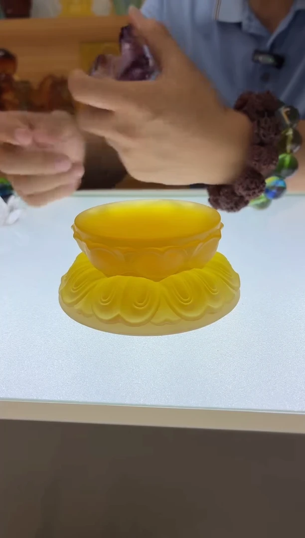 琉璃手工艺品古法琉璃莲花底座琥珀色