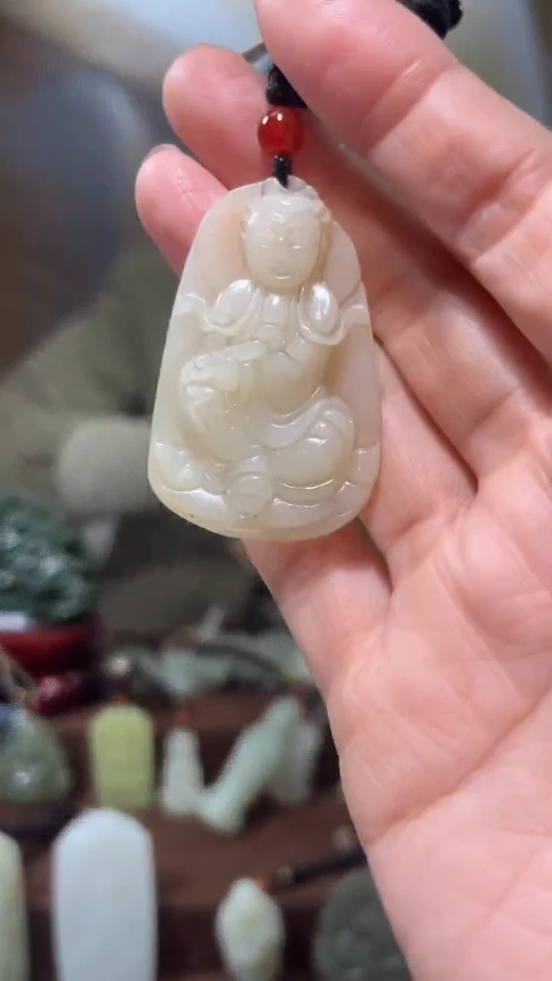 颈饰未镶嵌和田玉·