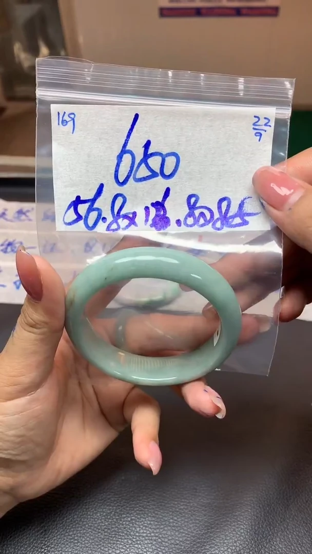未镶嵌定制翡翠169翡翠毛货需精细抛光手镯多样性拍一发一