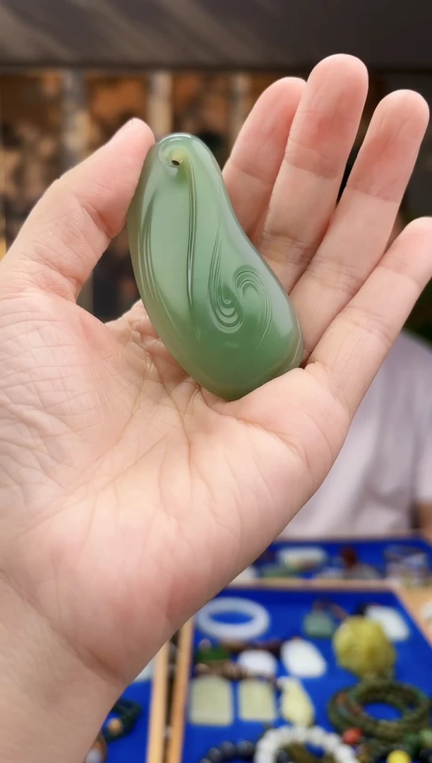 未镶嵌和田玉挂件拍一发一