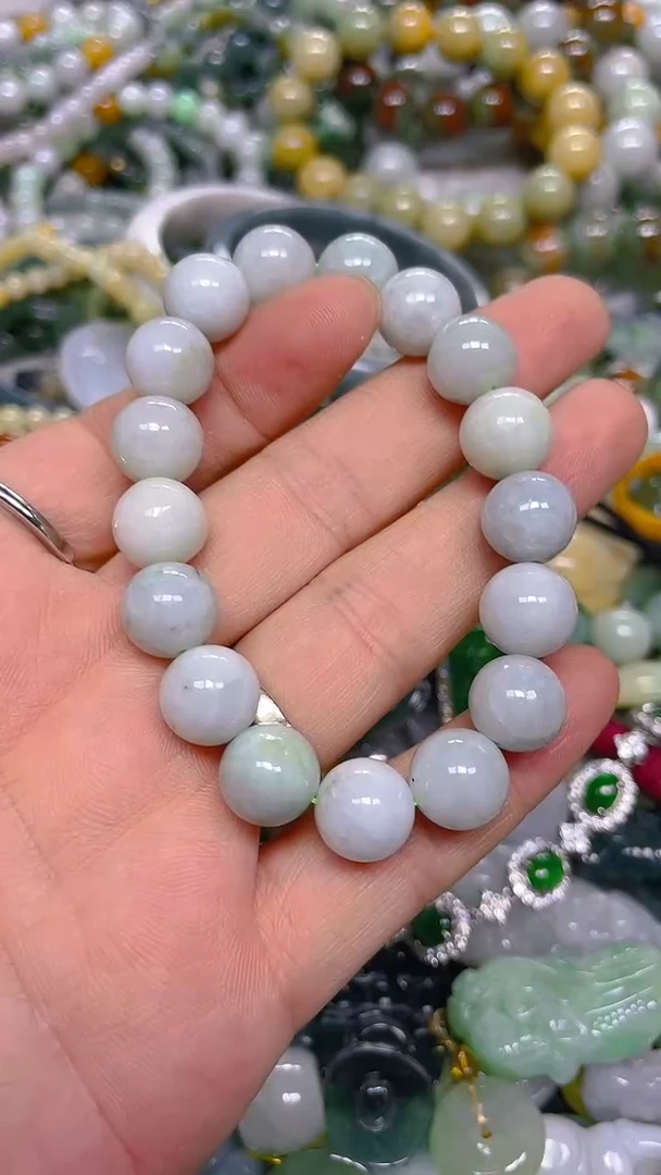 颈饰未镶嵌翡翠10mm/ G /翡翠A货，一件也是批发价