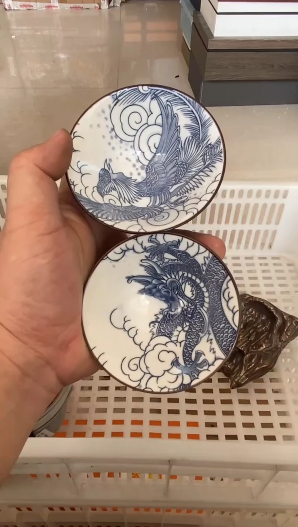 无运费险有瑕疵的摄影的产品有使用过的痕迹有点脏介意勿拍