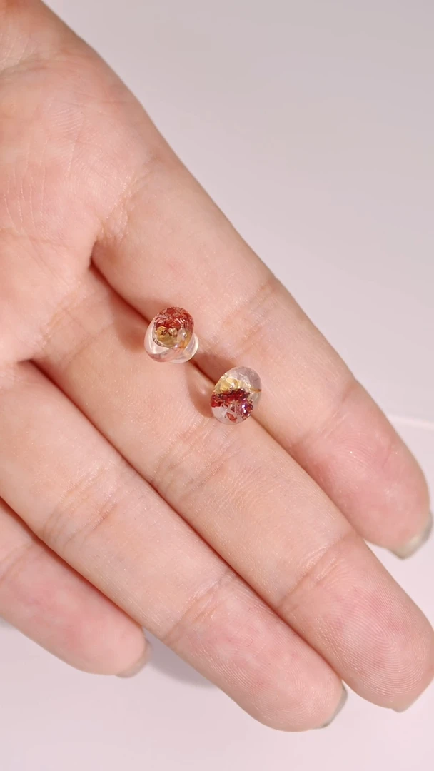【闪购商品】水晶耳钉未镶嵌金草莓耳钉  多样性发一