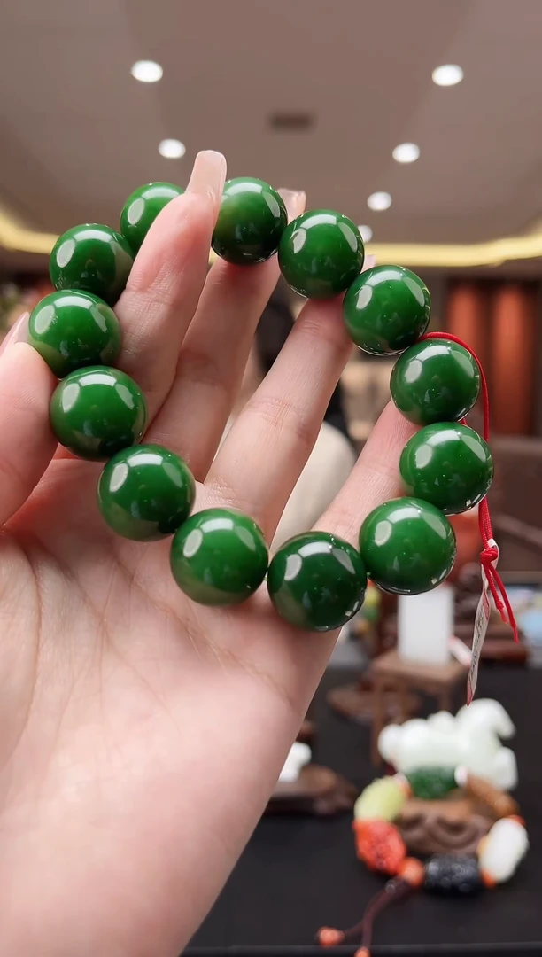 未镶嵌和田玉挂件by