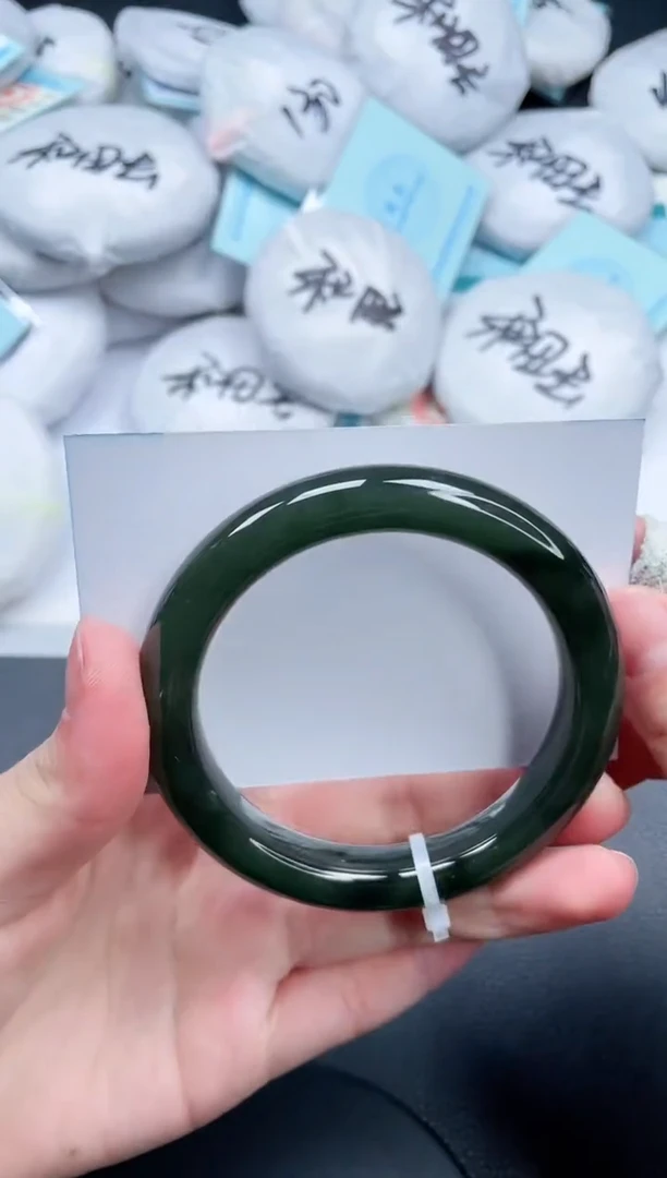 和田玉手镯未镶嵌24V198-58