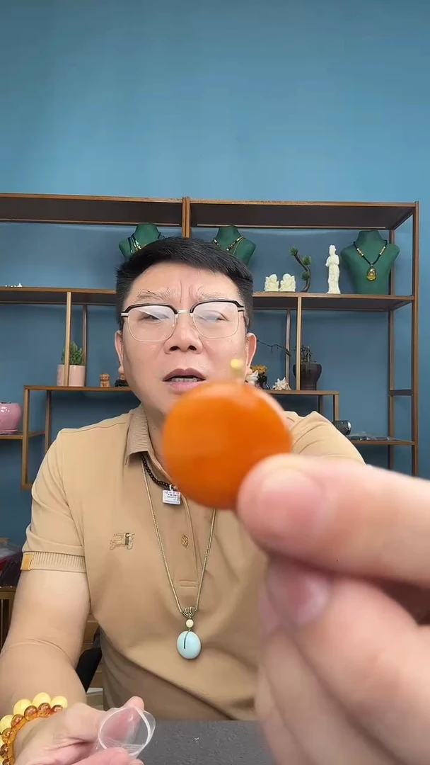 裸石琥珀未镶嵌33（有瑕介意勿拍）