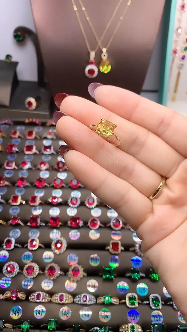 【闪购商品】水晶戒指银S925镶嵌金色8