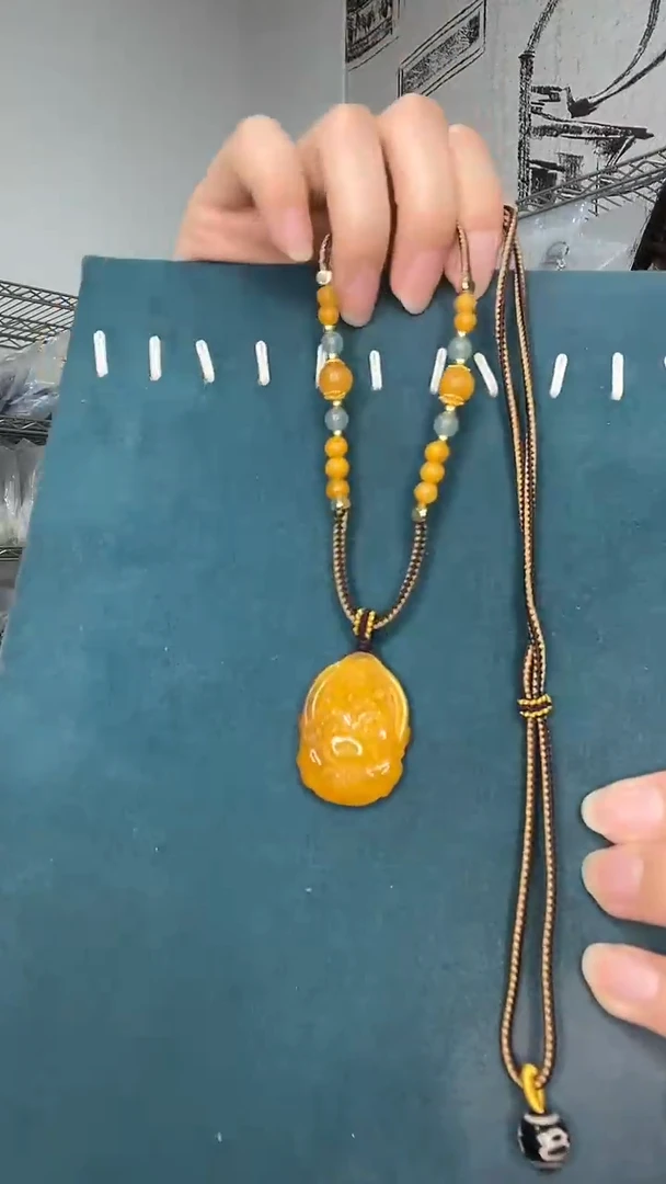 未镶嵌琥珀裸石A1706天然蜜蜡