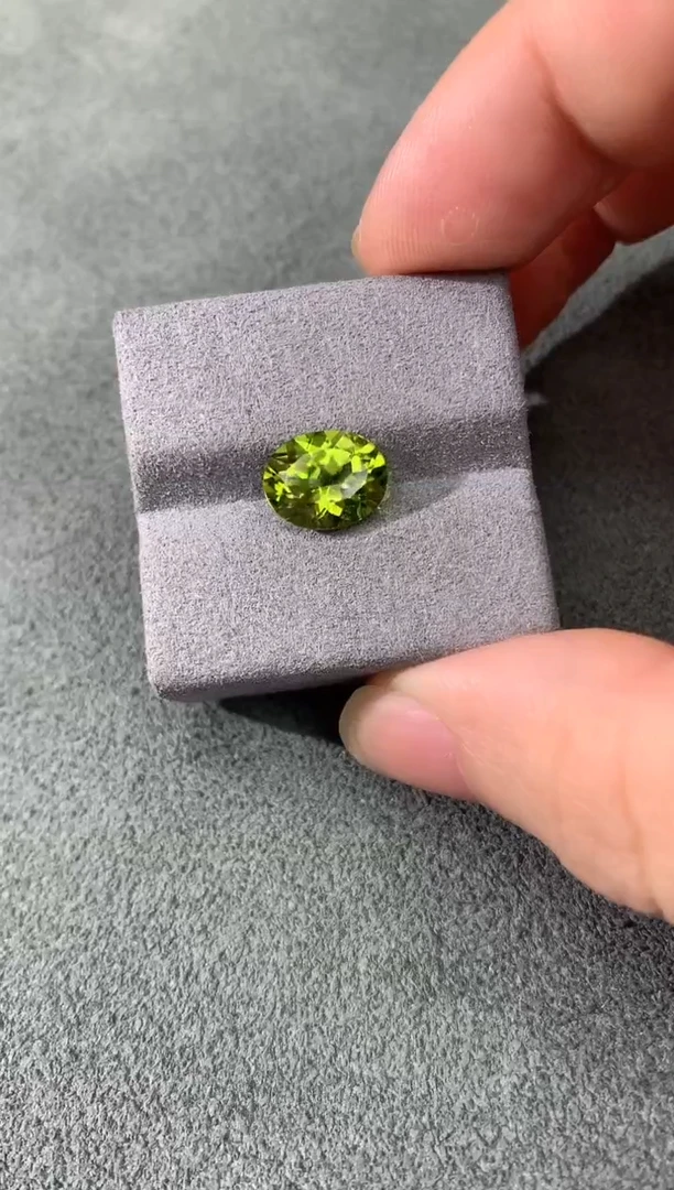 未镶嵌裸石橄榄石3CT