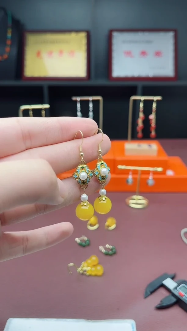 银S925镶嵌耳饰玛瑙/玉髓330