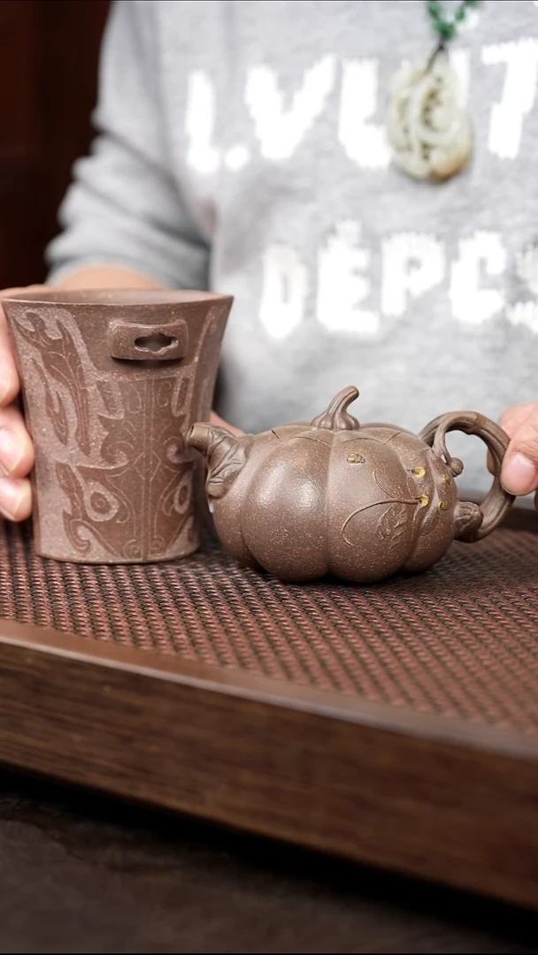 茶壶紫砂岩中泥小南瓜+编钟公道