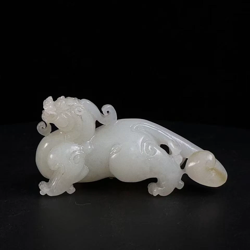 lot014 NYMZ0038 和田玉糖白玉貔貅摆件