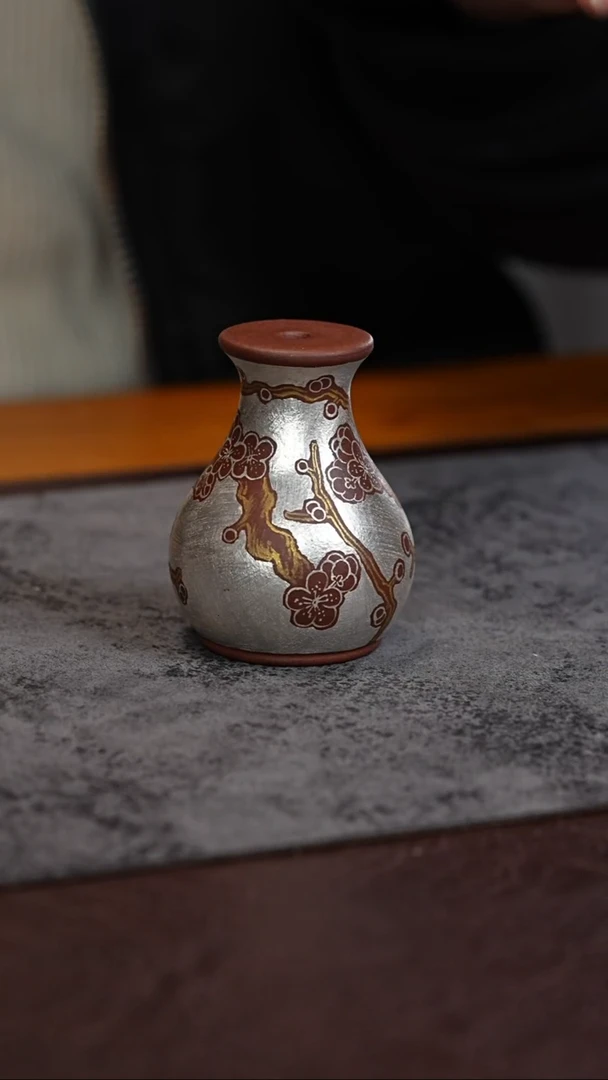 【闪购商品】紫砂茶杯描金银 冰梅 盖置