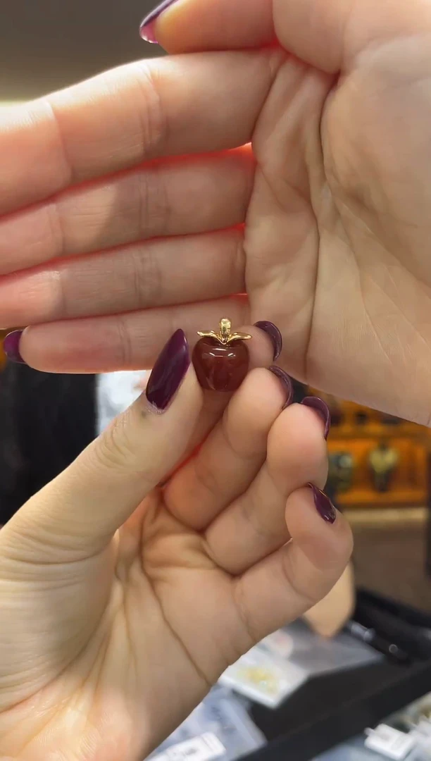 18K金镶嵌颈饰玛瑙/玉髓（多样性发一件）