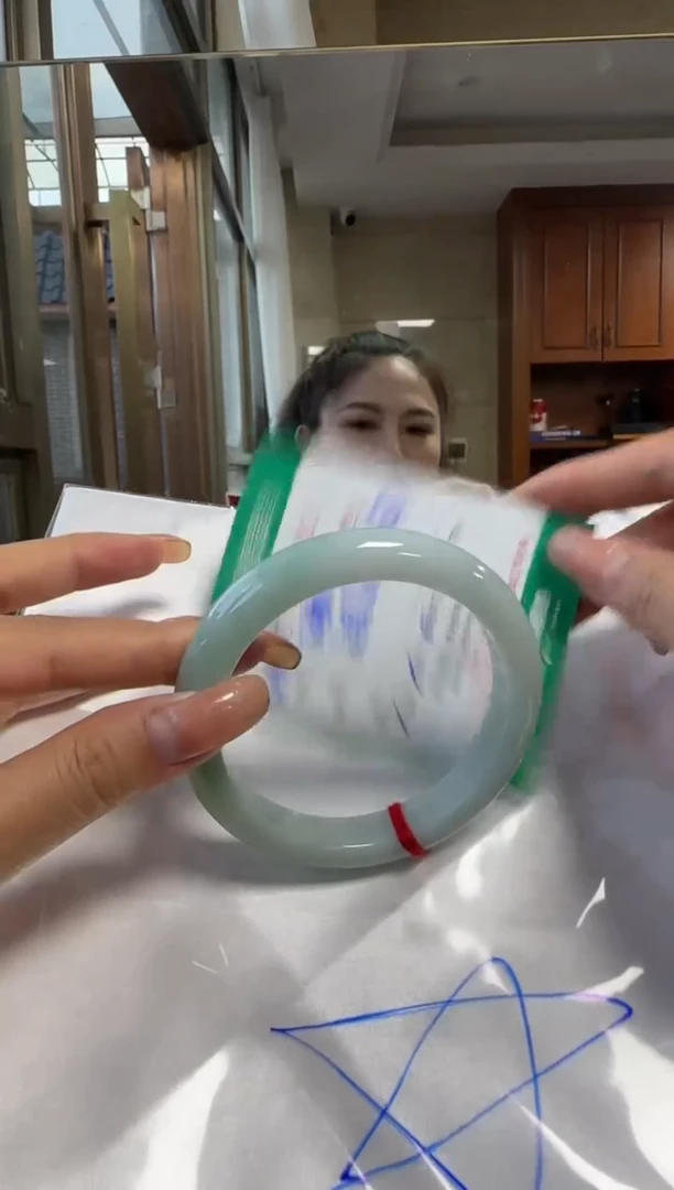 未镶嵌手镯翡翠A货手镯/微瑕