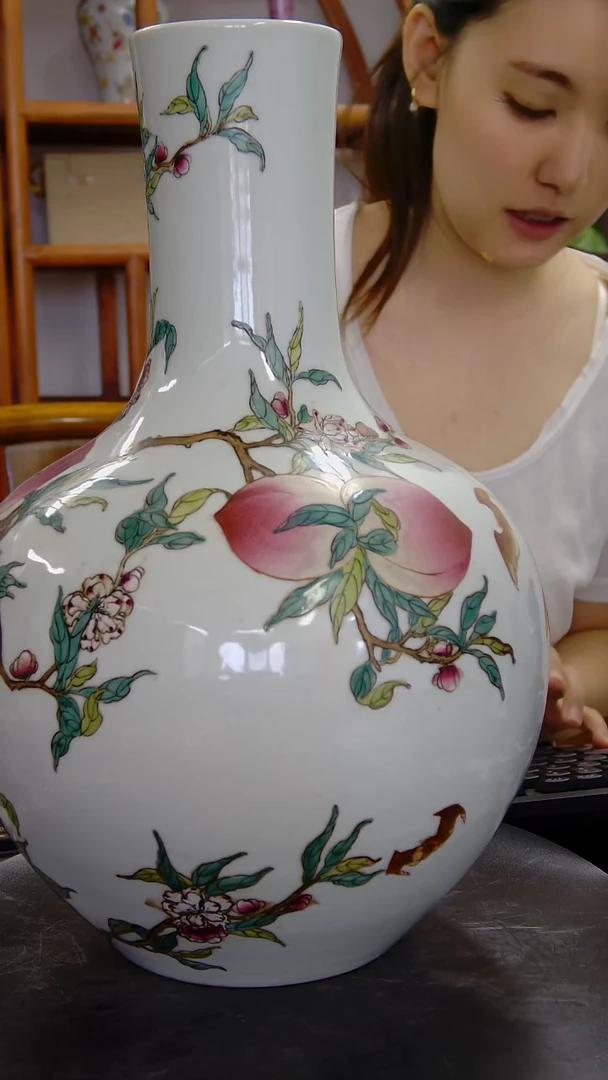 瓶粉彩寿桃纹天球瓶#6036#
