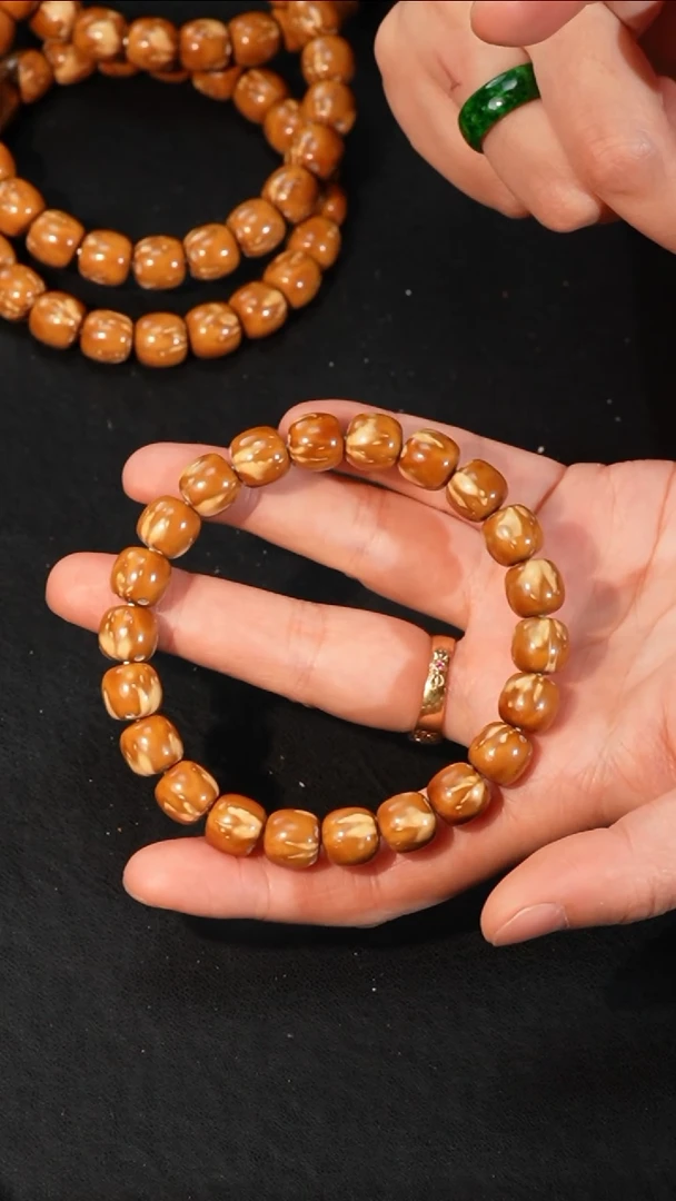 紫金鼠手串10mm精工花皮老型单圈