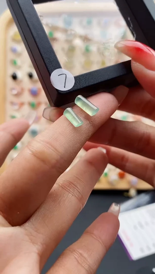 【闪购商品】翡翠裸石缅甸天然A货翡翠裸石+