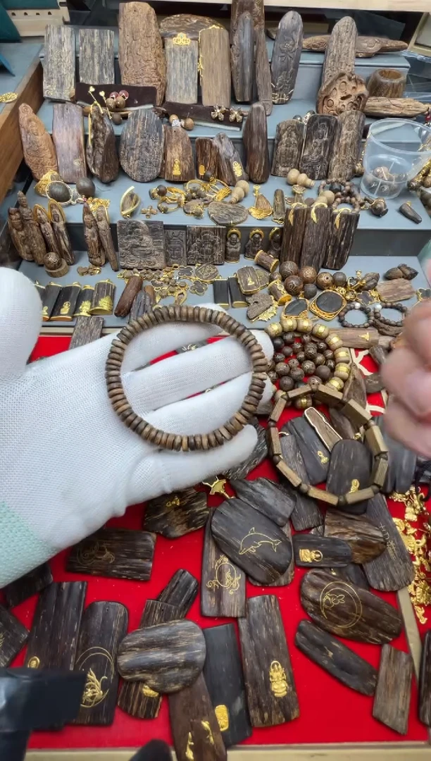 沉香吊坠沉香吊坠5