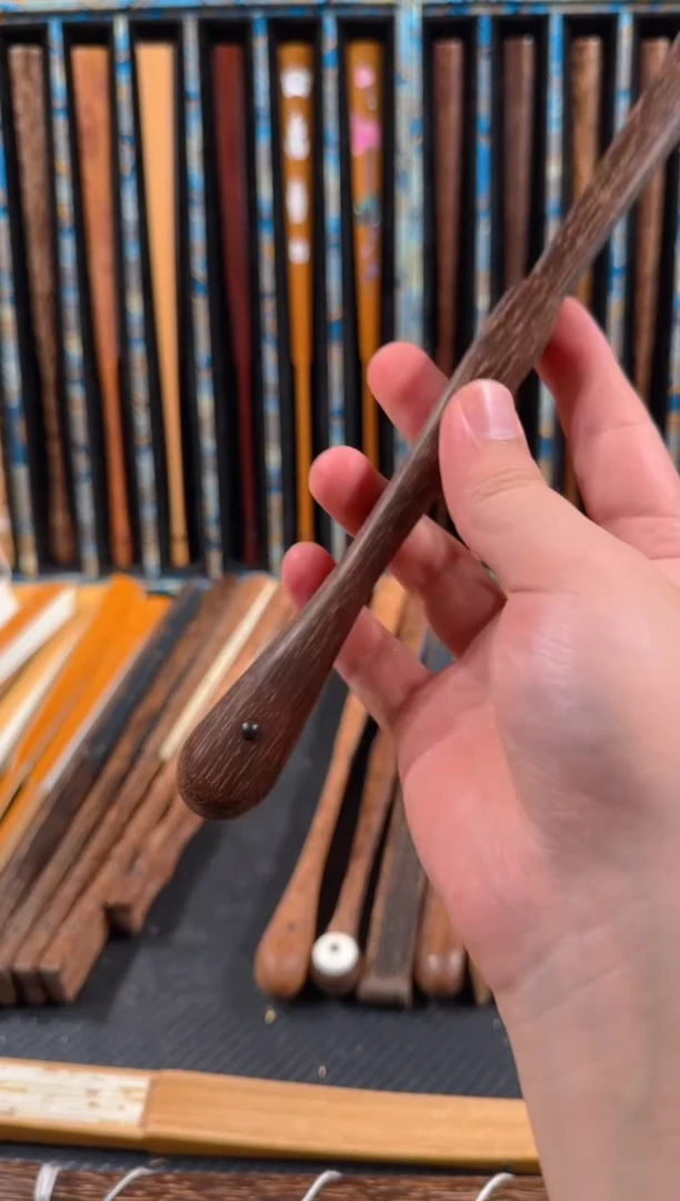 扇子鹏****波倒排大茄头95寸