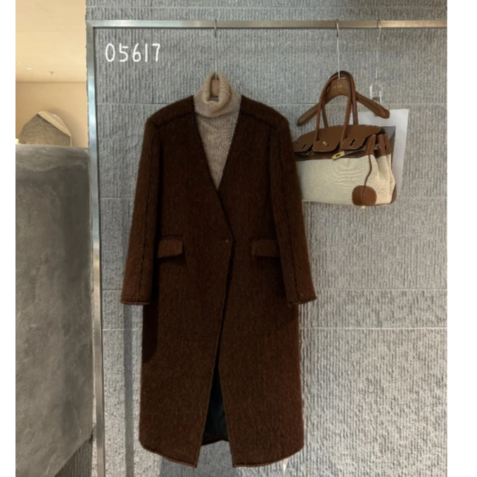 时尚休闲长款咖色系大衣