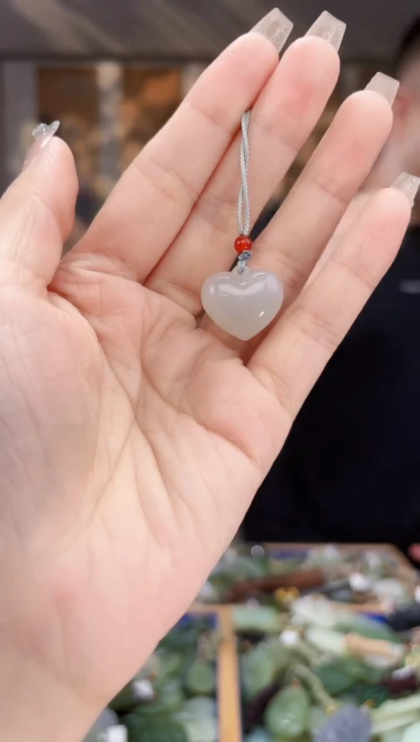 和田玉未镶嵌挂件拍一发一多样性发货