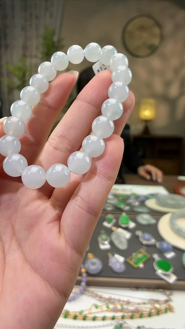 吊坠(不含链)未镶嵌翡翠手串